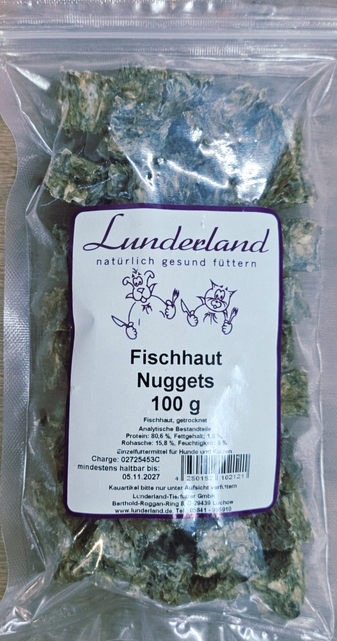 Getrocknete Fischhaut-Nuggets